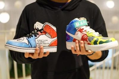 大學(xué)生做起私人定制生意,讓你的球鞋不再&ldquo;撞臉&rdquo;