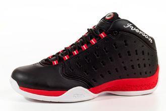 艾弗森球鞋：傳奇球星與籃球文化的結晶